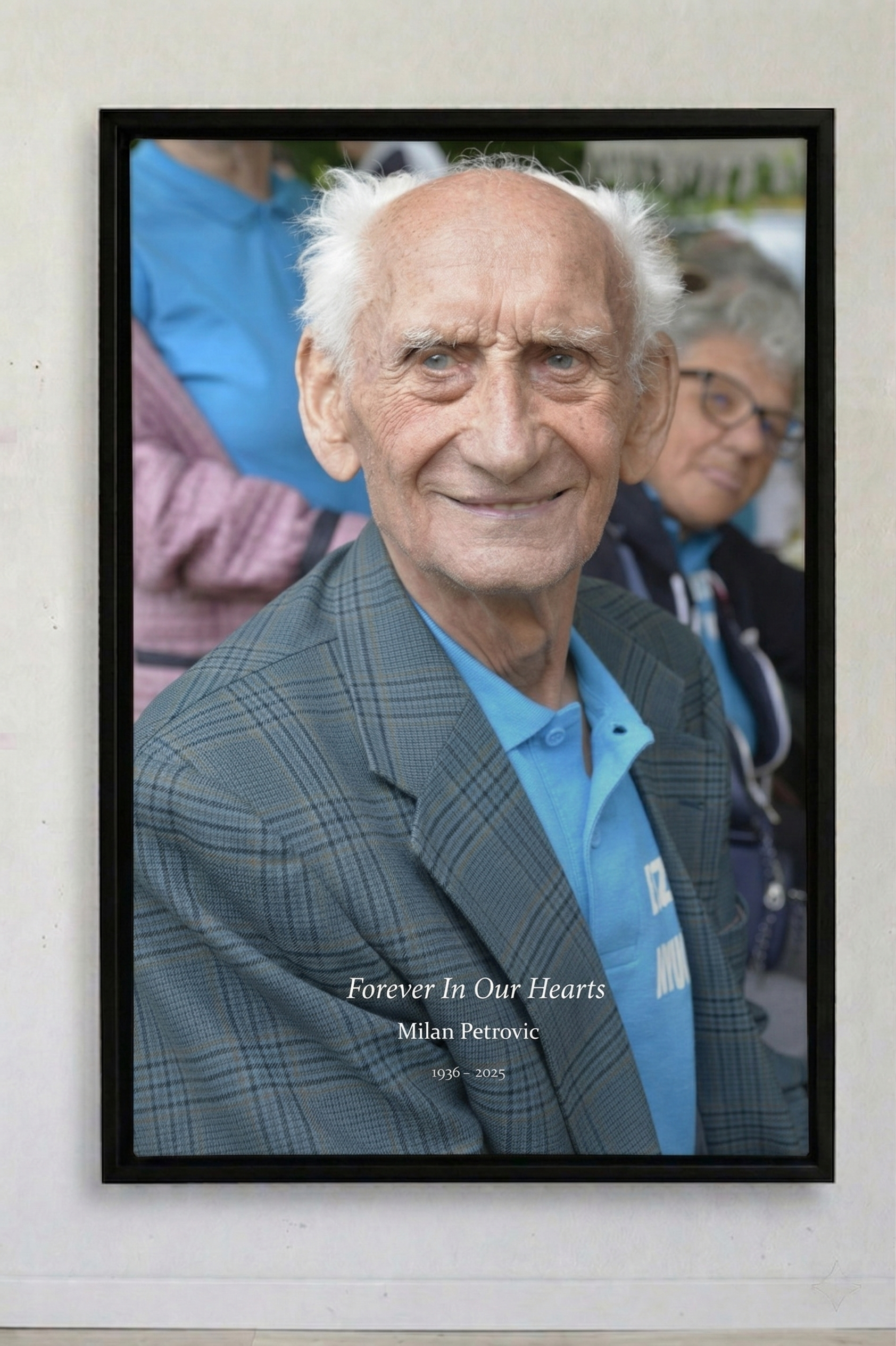 Custom Memorial Canvas™ – A Framed Tribute to Your Loved One